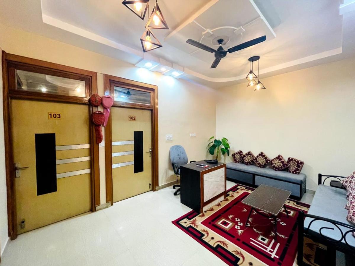 The Sunshine Apartman Agra  Kültér fotó